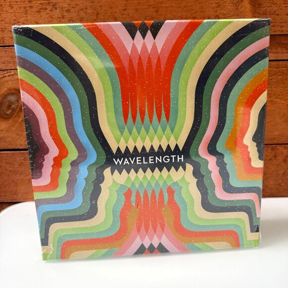 Wavelength Party Game 2021 100% Complete Telepathic Mind Reading  Brand New - Picture 1 of 6